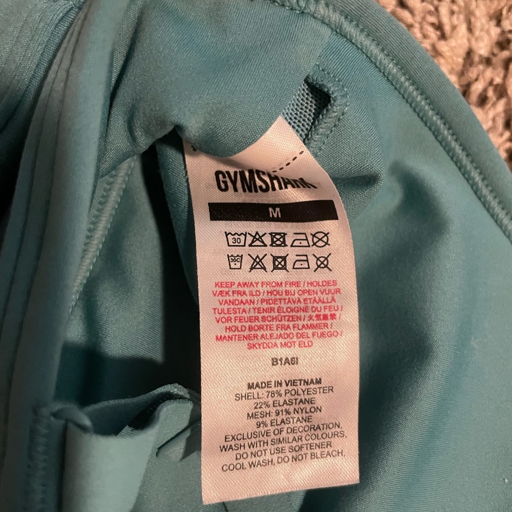 Gymshark ruched sports bra - Picture 3 of 3